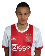 Noussair Mazraoui