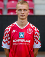 Niklas Tauer